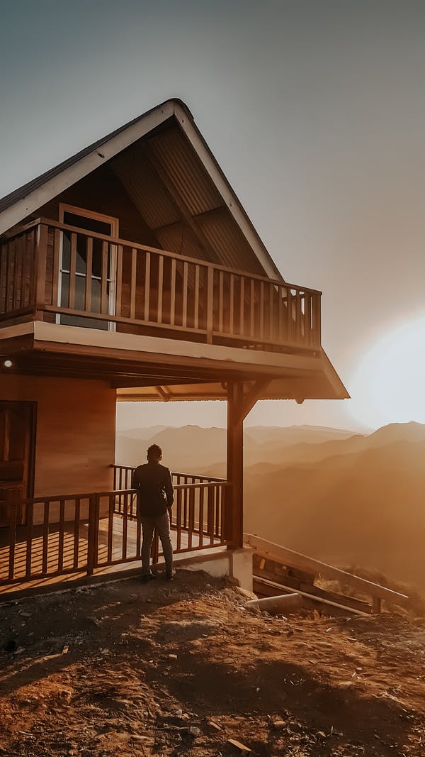 Staging Secrets: How to Present Your Home for Sale and Boost Your Bottom Line